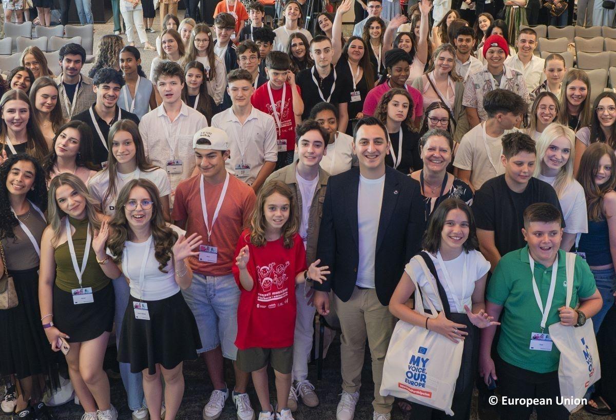 Group of 80 child participants at the 2025 General Assembly